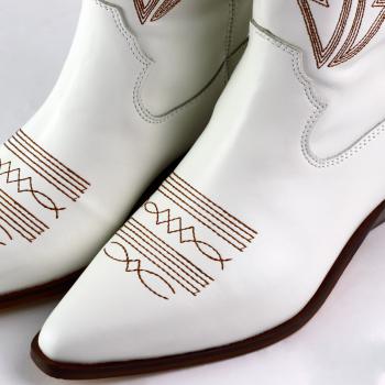 cowboy-white_2